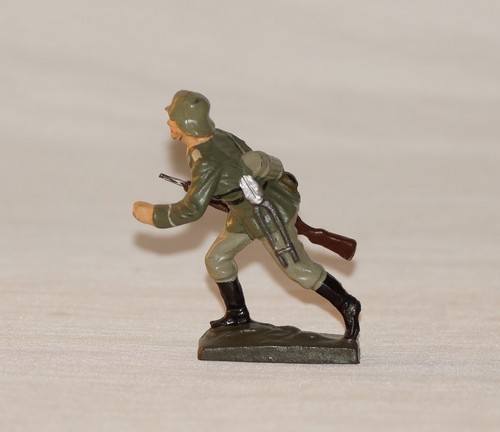 Lineol soldat mit gewehr - lineol,
