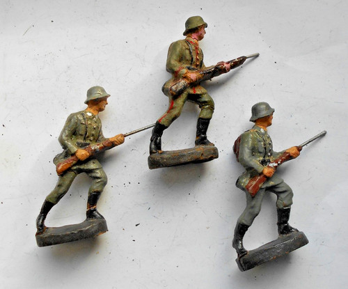 Soldat mit gezogenem gewehr - mit,