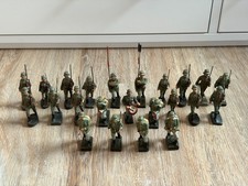 Alte Spielfiguren Soldaten aus