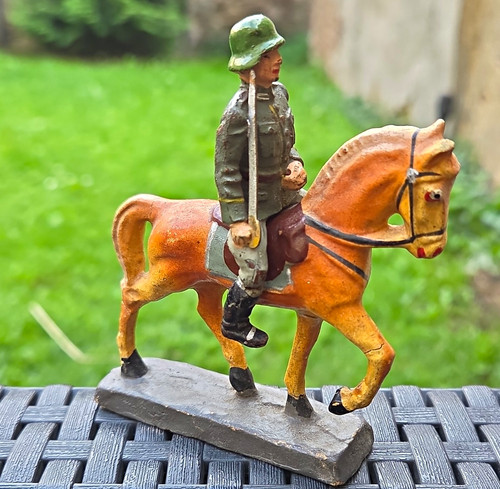 Militär reiterfigur auf pferd - reiterfigur,
